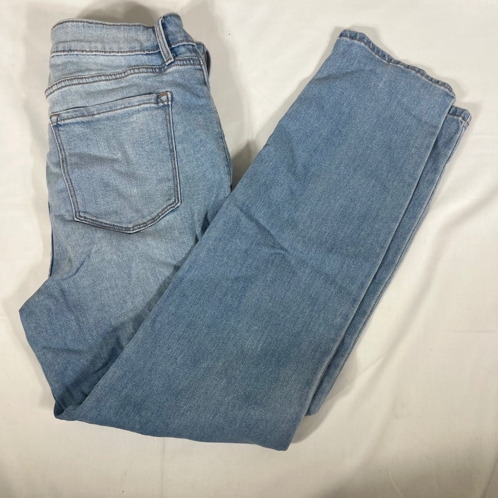 Old Navy Wow Straight Jeans Trendy High Rise Light Wash Denim Womens Size 12 - Picture 11 of 12